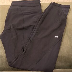 Size 4 sculpting cropped Lululemon leggings